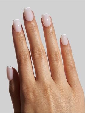 Celebritips Milky White French Short Squoval Press On Nails 32-Piece NIB
